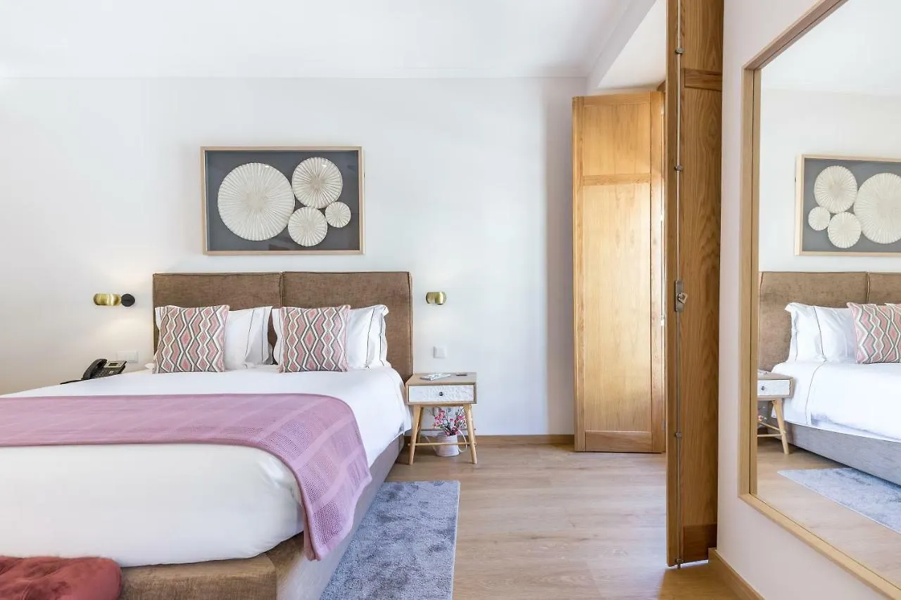 With You Suites Lisbon Apartment
